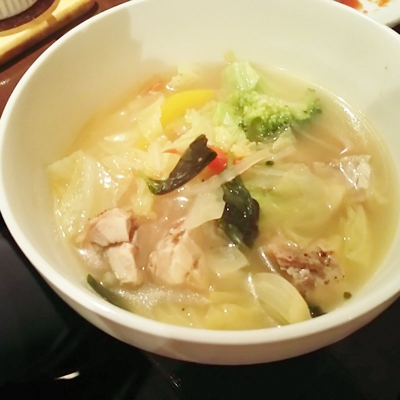 鶏肉とバジルのさっぱり煮(エノテカ ポポラーレ （ENOTECA POPOLARE）)