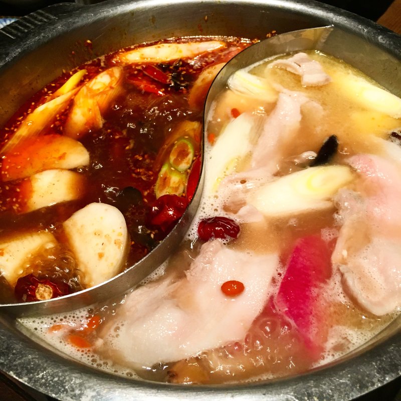 野菜たっぷりのヘルシー鍋は祇園四条で食べよう！