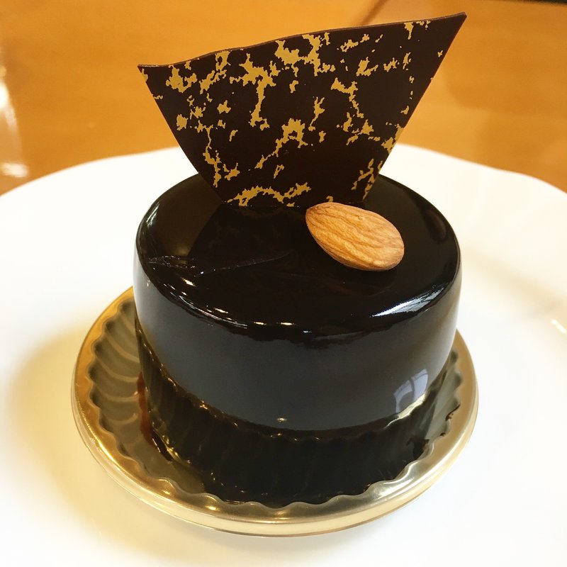 アプソリュ(パティスリー グレゴリー・コレ 神戸元町本店 )