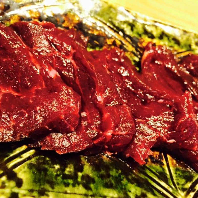 クジラ刺し(手打そば風來蕎)