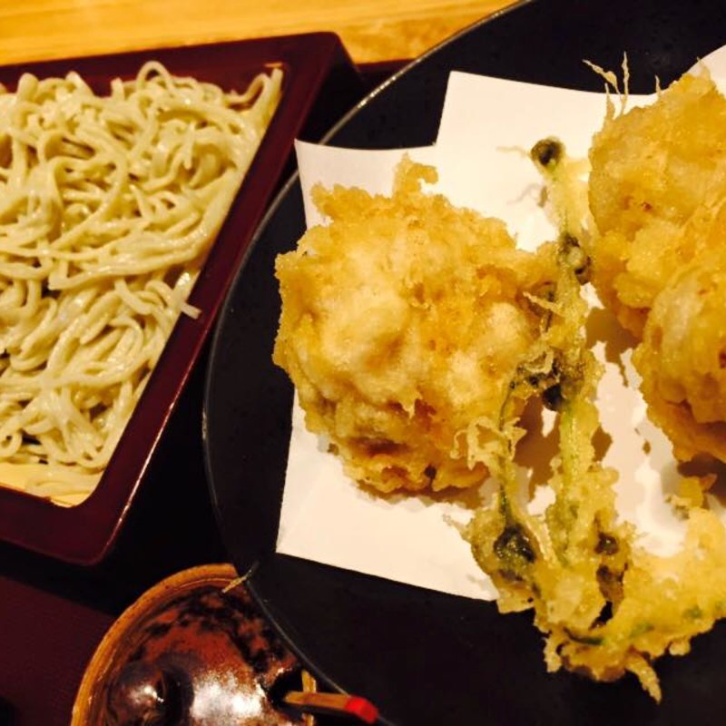 真ダラの白子天ぷらせいろ(手打そば風來蕎)