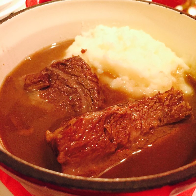 和牛ホホ肉の赤ワイン煮込み(Barbaro たまプラーザ)