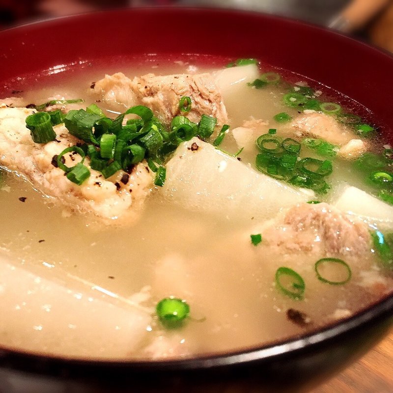 牛スジ煮込み(もつ焼きかしら)