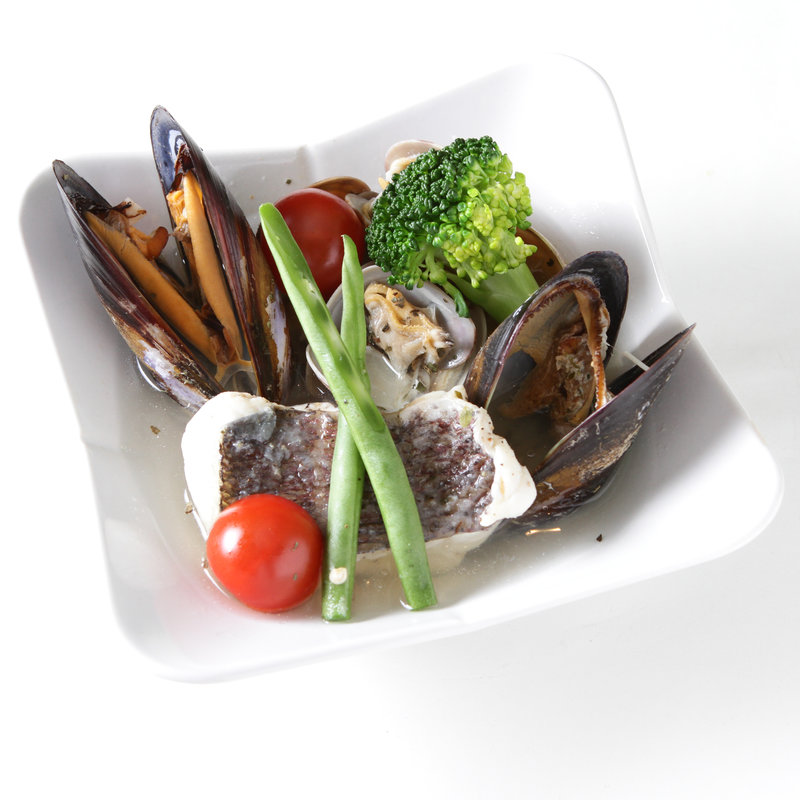 鯛とムール貝のグリル( 神人秀菜)