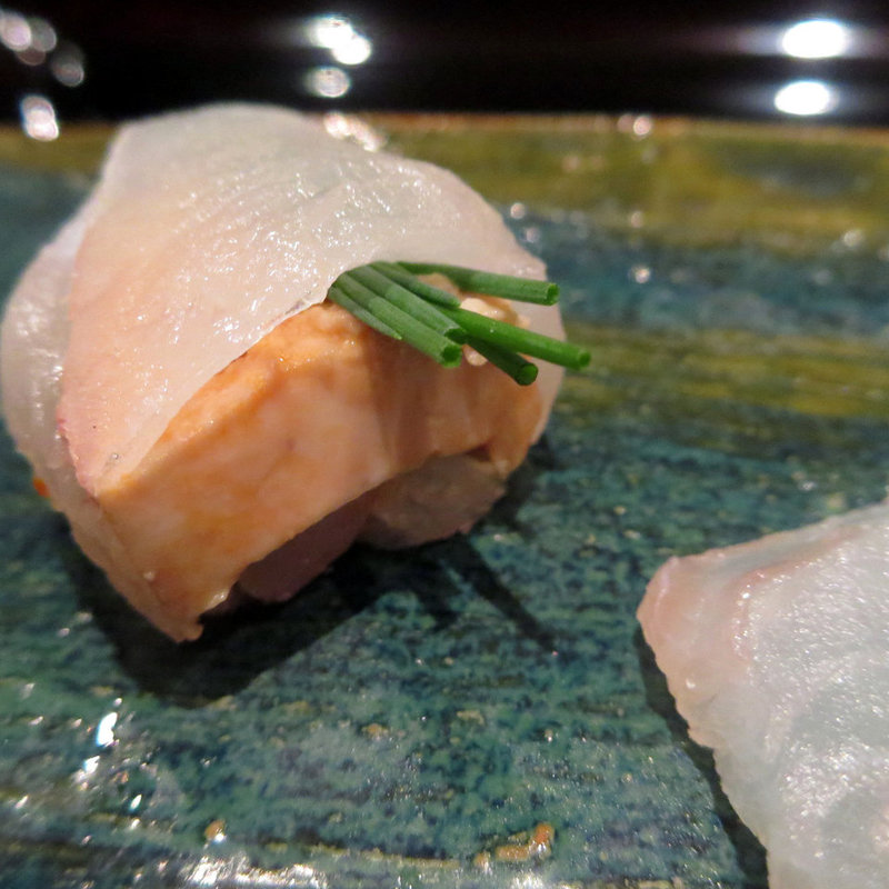 アンキモと白身(日本料理 晴山)