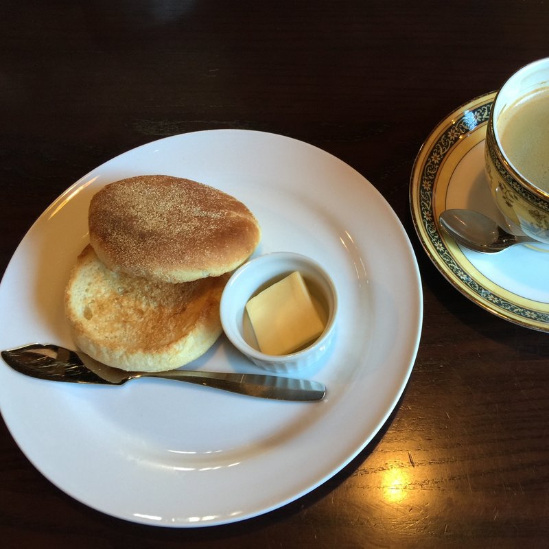 バターイングリッシュマフィン(ガルル珈琲)