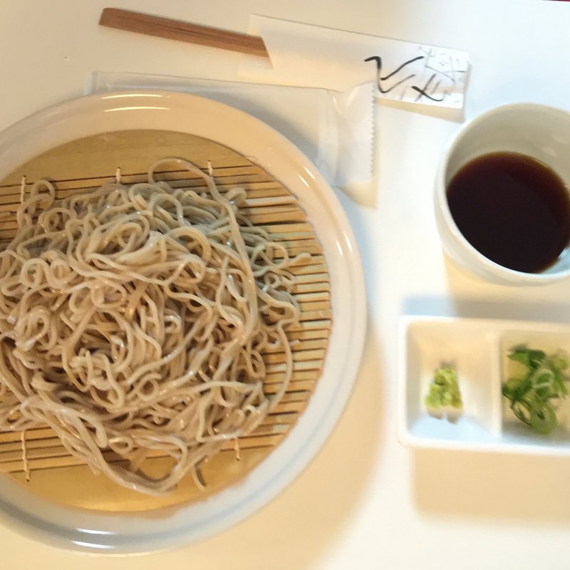 盛りそば(パンとコーヒーとひらりんと )