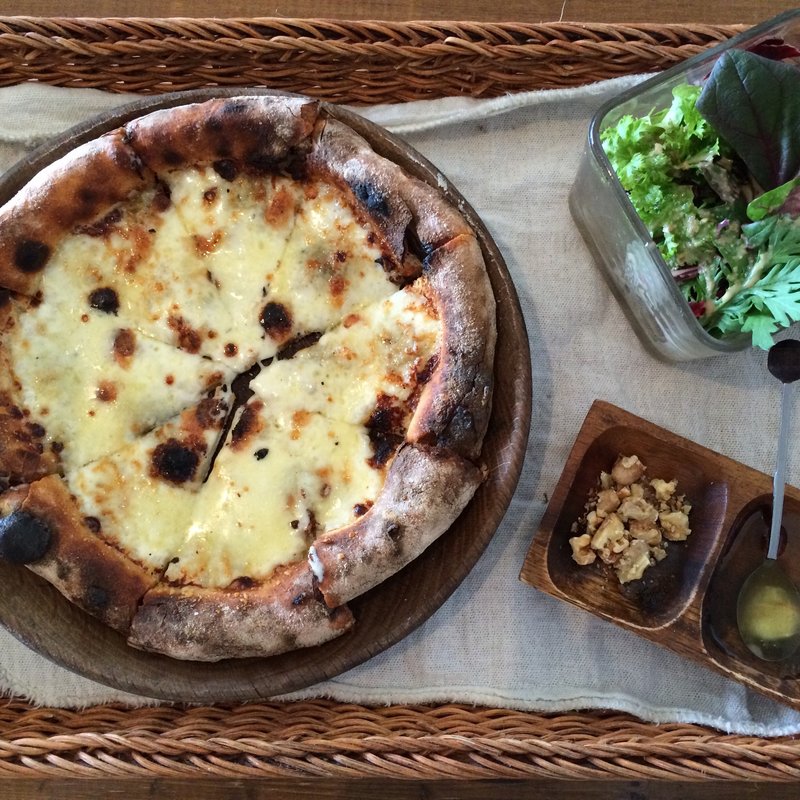 ゴルゴンゾーラピザ(キッチンナッティ)