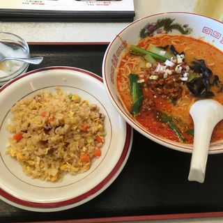 担々麺定食(四川料理 王居 狛江店)