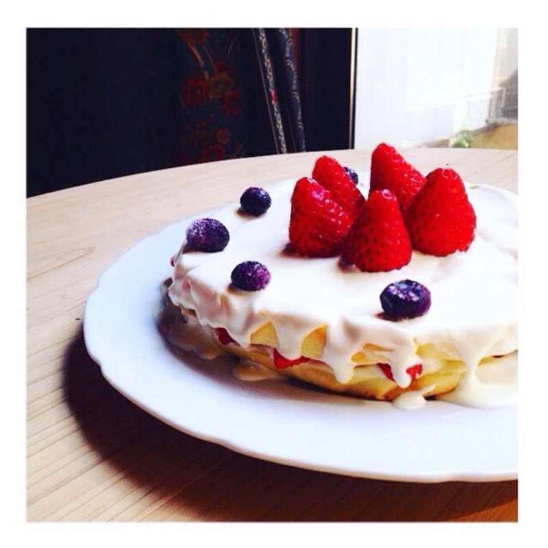 ホワイトチョコレートケーキ(miyazaki)