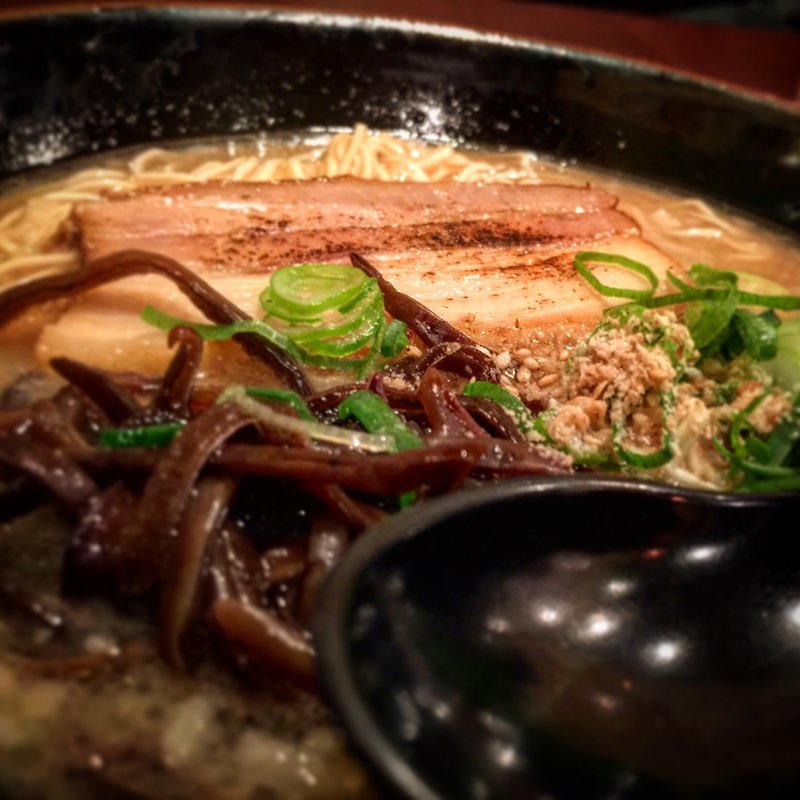 博多ラーメン(つけ麺らーめん春樹 二俣川店)