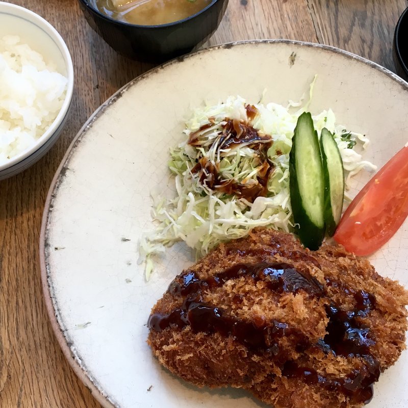 メンチカツ定食(みのる食堂 三越銀座)