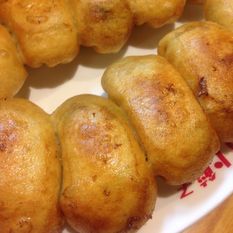 ホワイト餃子(ホワイト餃子)