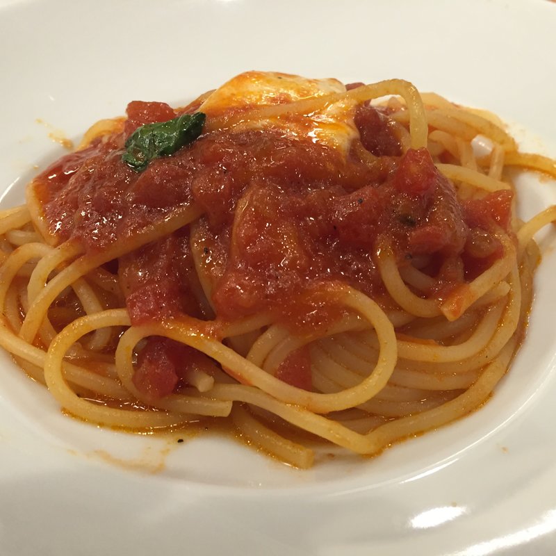 モッツァレラチーズとバジル(ヴォーノ・イタリア 日立店)