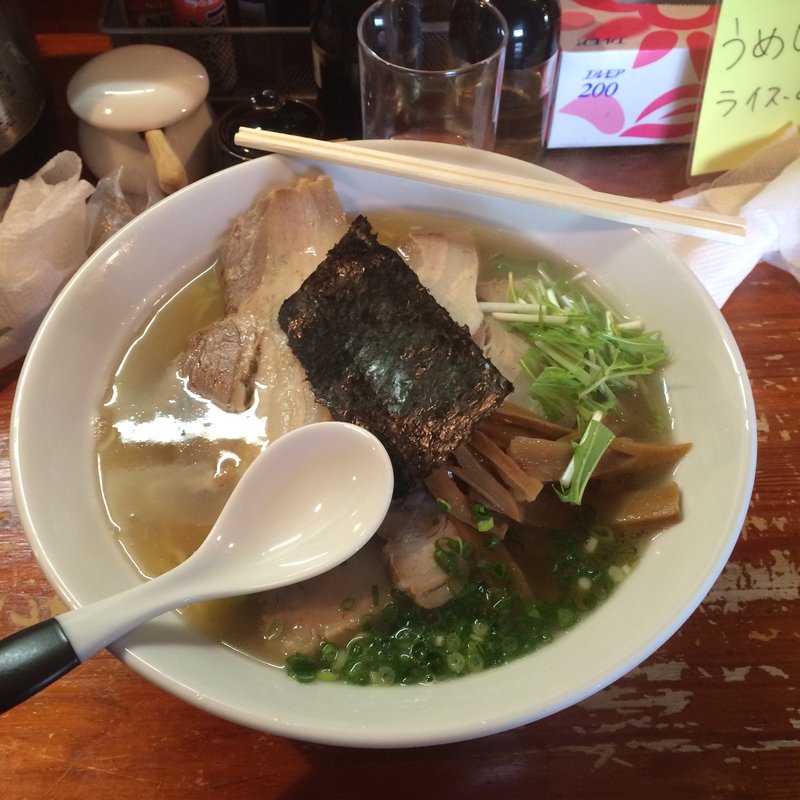 塩チャーシュー麺 大盛り(登龍門 )