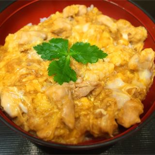名古屋コーチンの親子丼(鶏三和 マルイファミリー海老名店)