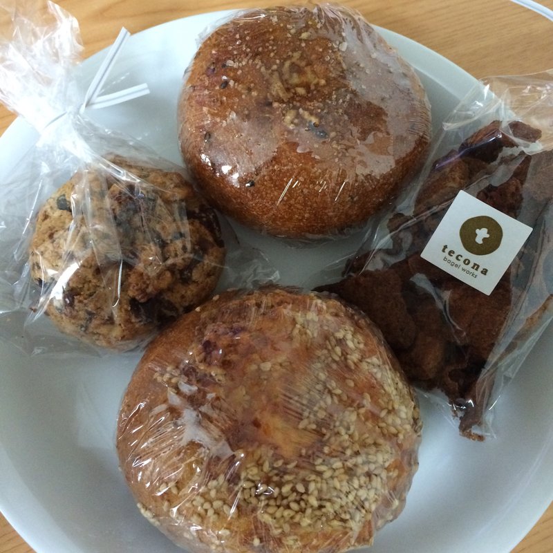 (テコナベーグルワークス)