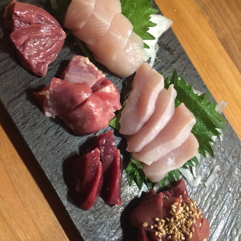 刺身盛り合わせ(鶏料理ひとりひとり)