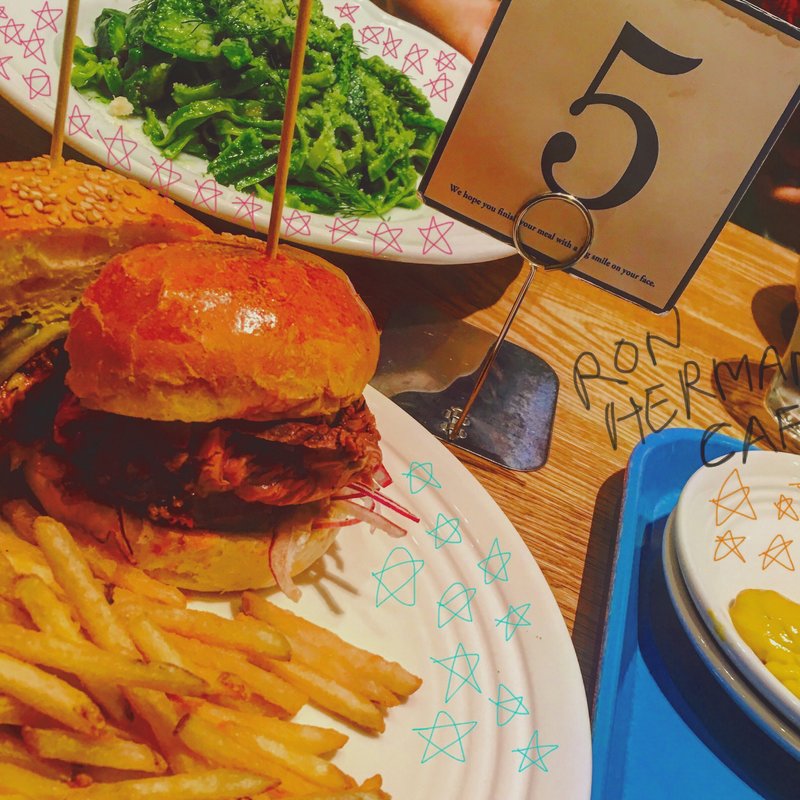 ローストビーフバーガー(RH Cafe 京都BAL店 （アールエイチカフェ）)