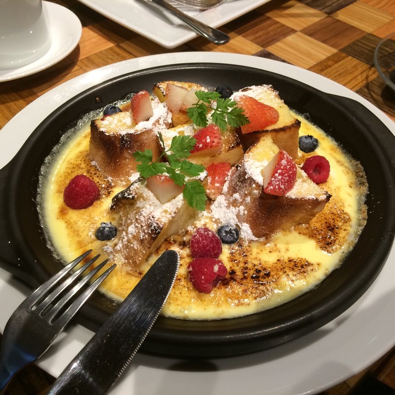 ブリュレフレンチトースト(Botanical Garden SARU Cafe)