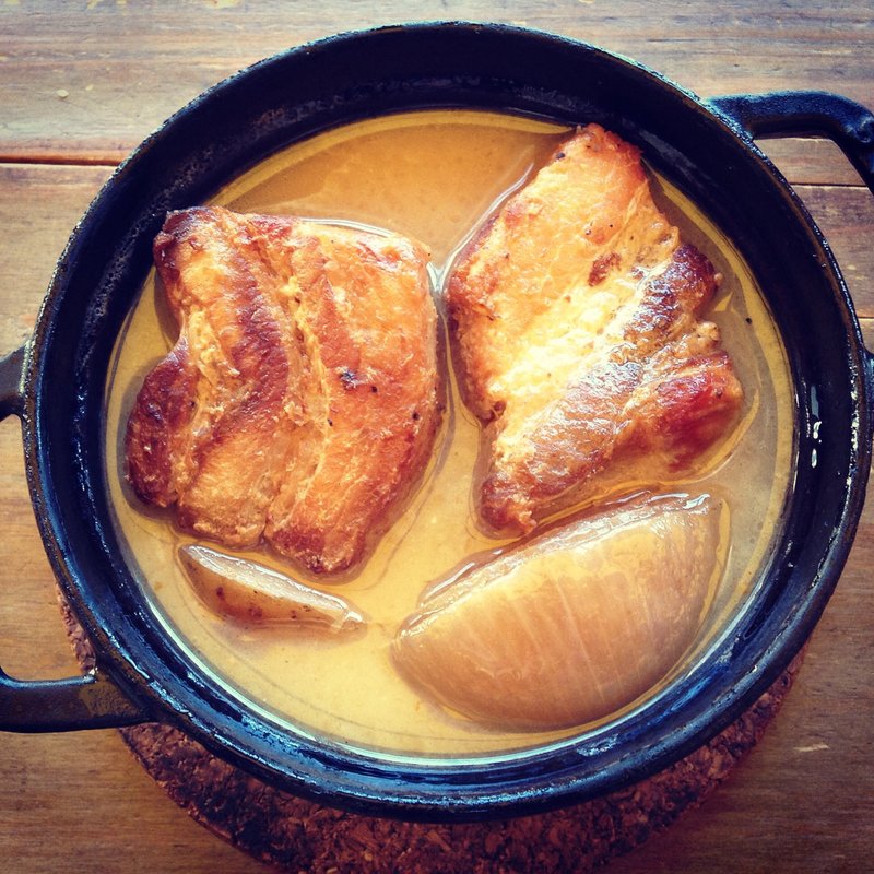 豚ばら肉と野菜のコトコト煮込み(atelier BASEL)