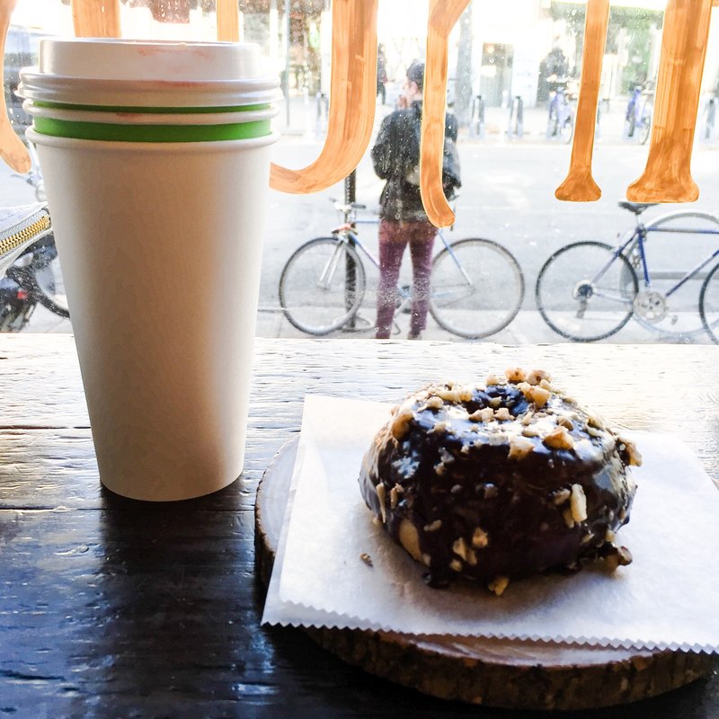 chocolate doughnut(Dun-Well Doughnuts)