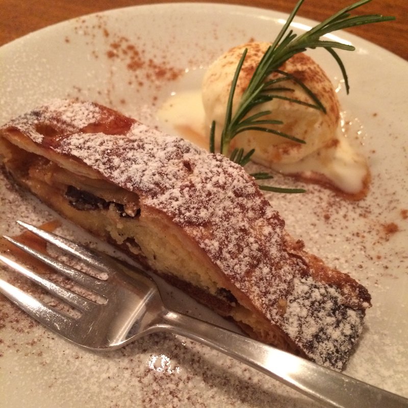 (カンテ・マンフィーラ （Cafe Kante Manfila）)