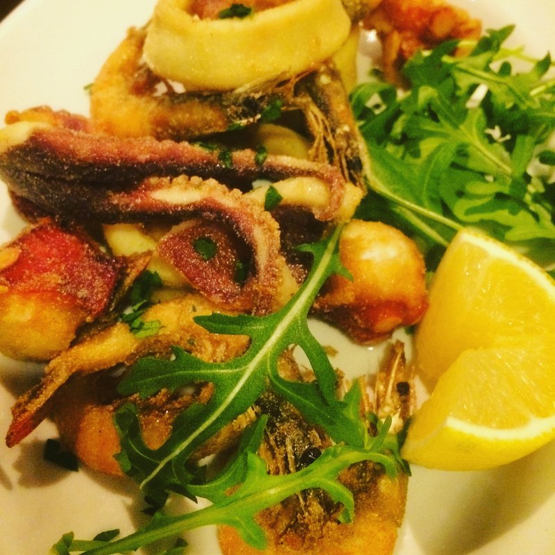 (ラ・ピッコラ・ターヴォラ)