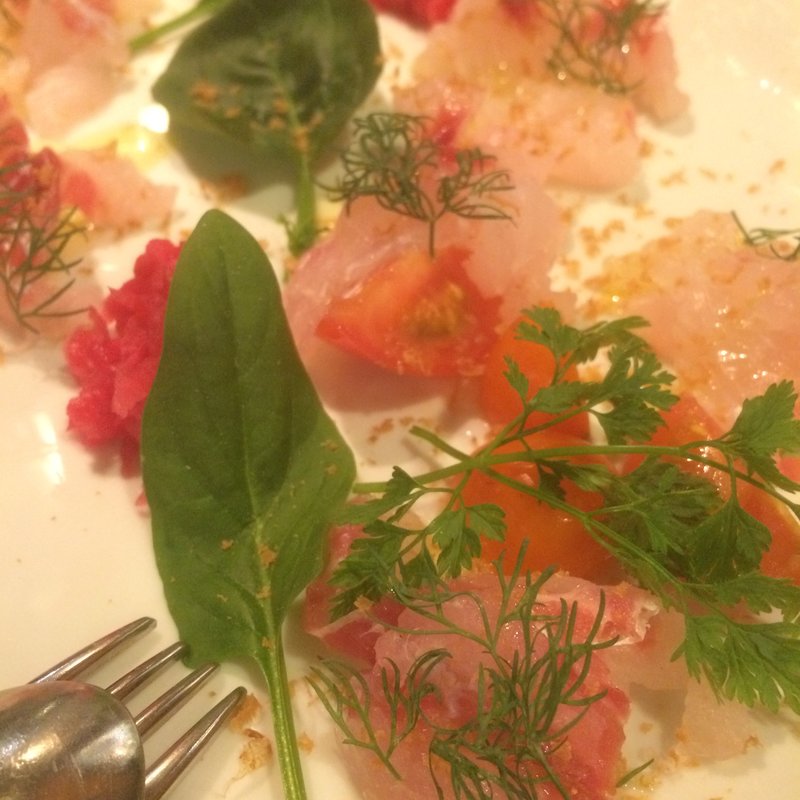 鮮魚のカルパッチョ(ラ・ピッコラ・ターヴォラ)