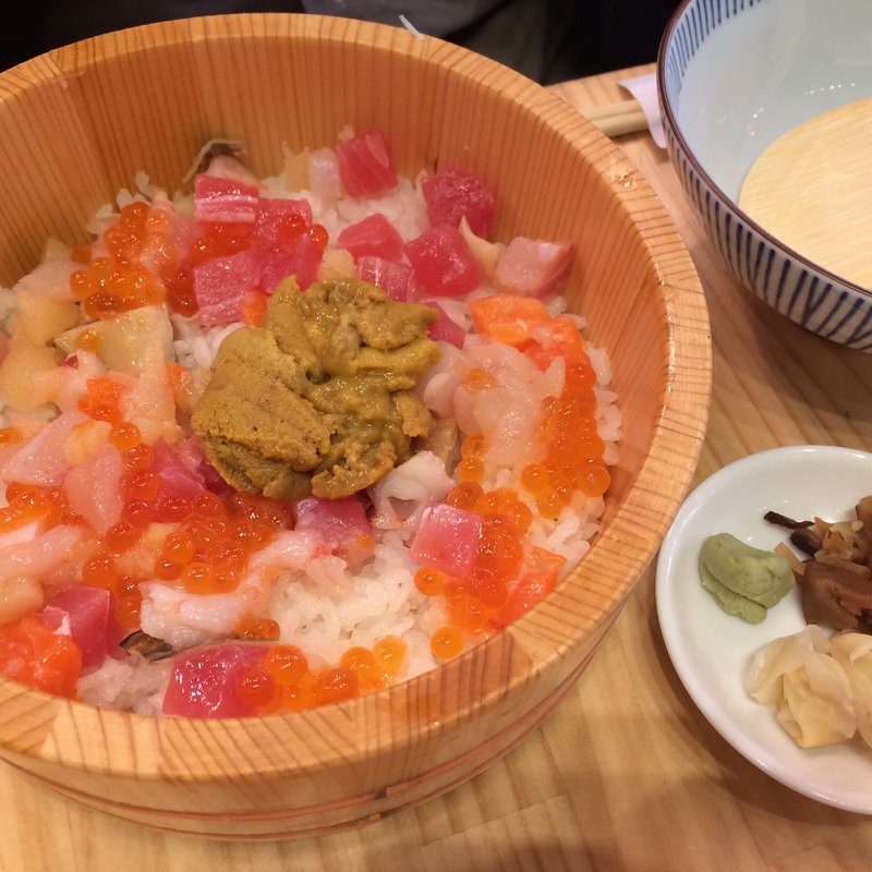 虎杖元祖 海鮮ひつまぶし(築地虎杖 別館 （ツキジイタドリ ベッカン）)