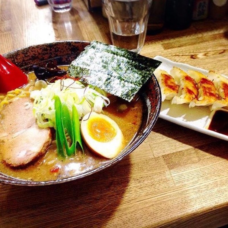 (四代目とらや食堂)