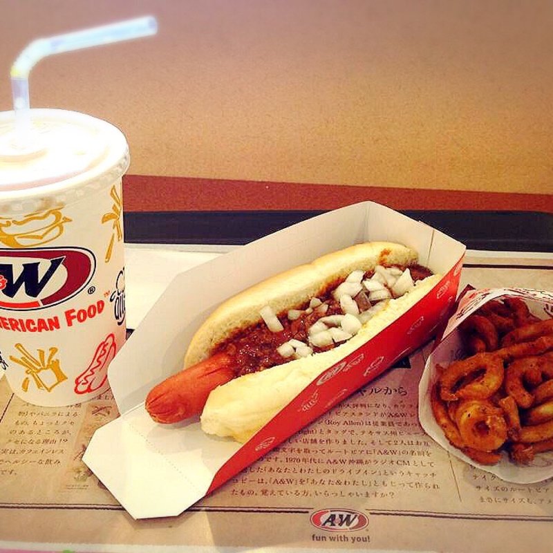 (A&W 那覇空港店)
