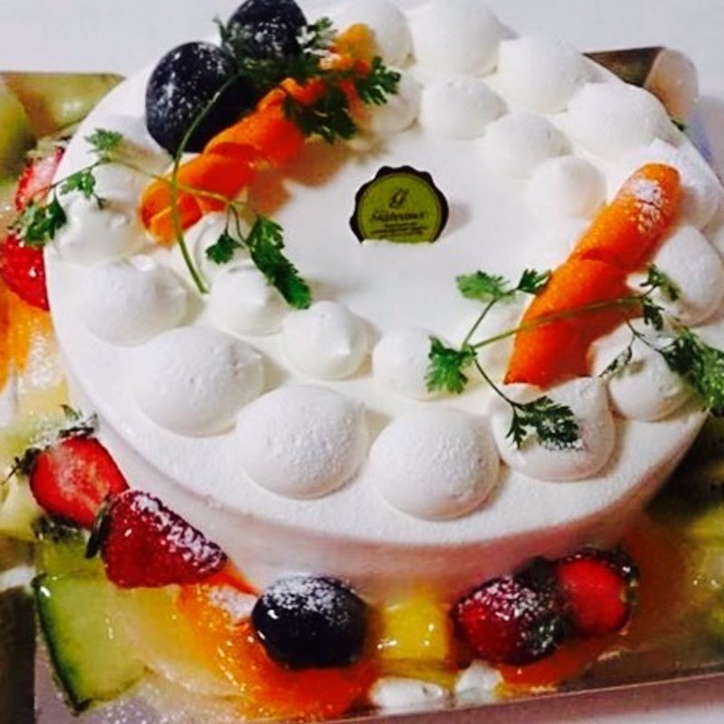 生クリームデコレーションケーキ(パティスリー グーテ （patisserie gu-te）)