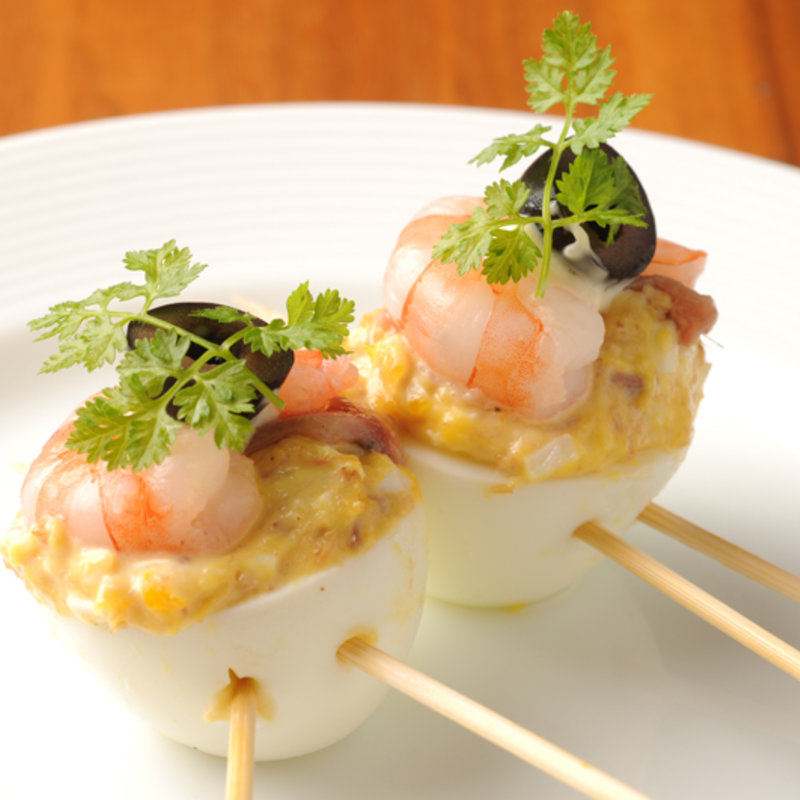 茹で卵と海老(TAPAS DINING at)