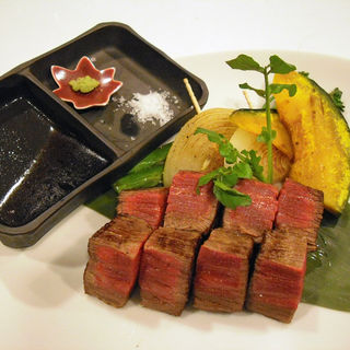 黒毛和牛のステーキ(鉄板焼き＆個室 TETSUO 麻布十番)