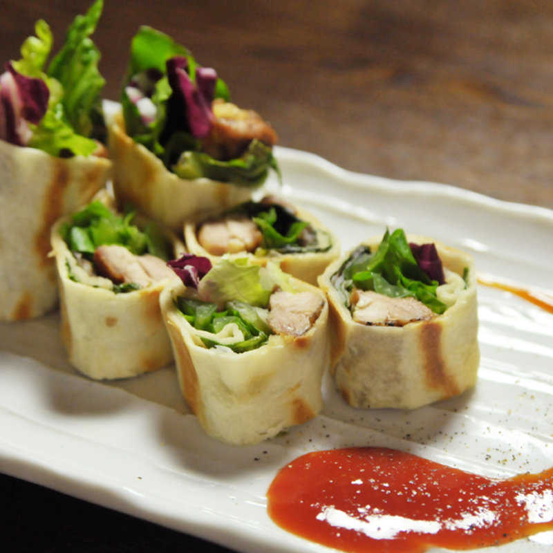 鶏肉と野菜の春巻き(鉄板焼き＆個室 TETSUO 麻布十番)