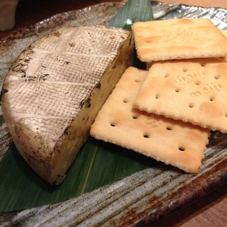 カマンベールチーズ＆クラッカー(土佐清水ワールド )