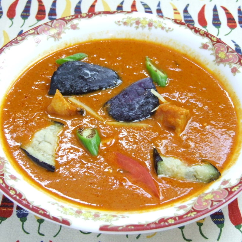 茄子とチキンのカレー(TANDOOR 恵比寿駅前店)