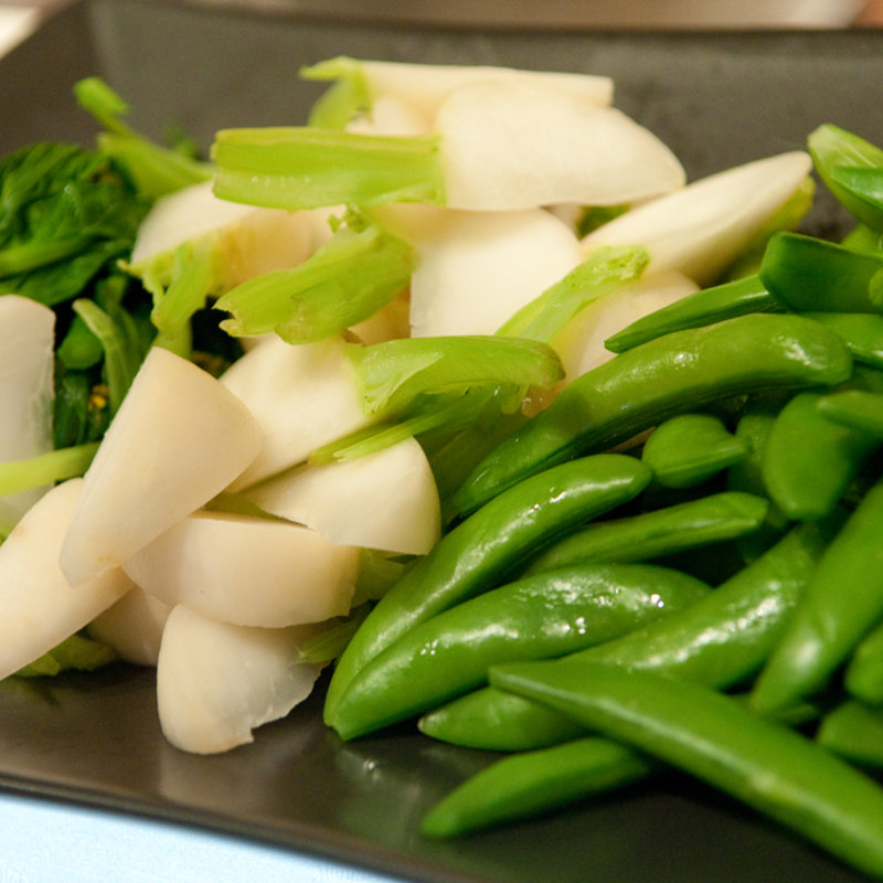 蕪とエンドウ蒸し(トラットリア コダマ （Trattoria Kodama）銀座)