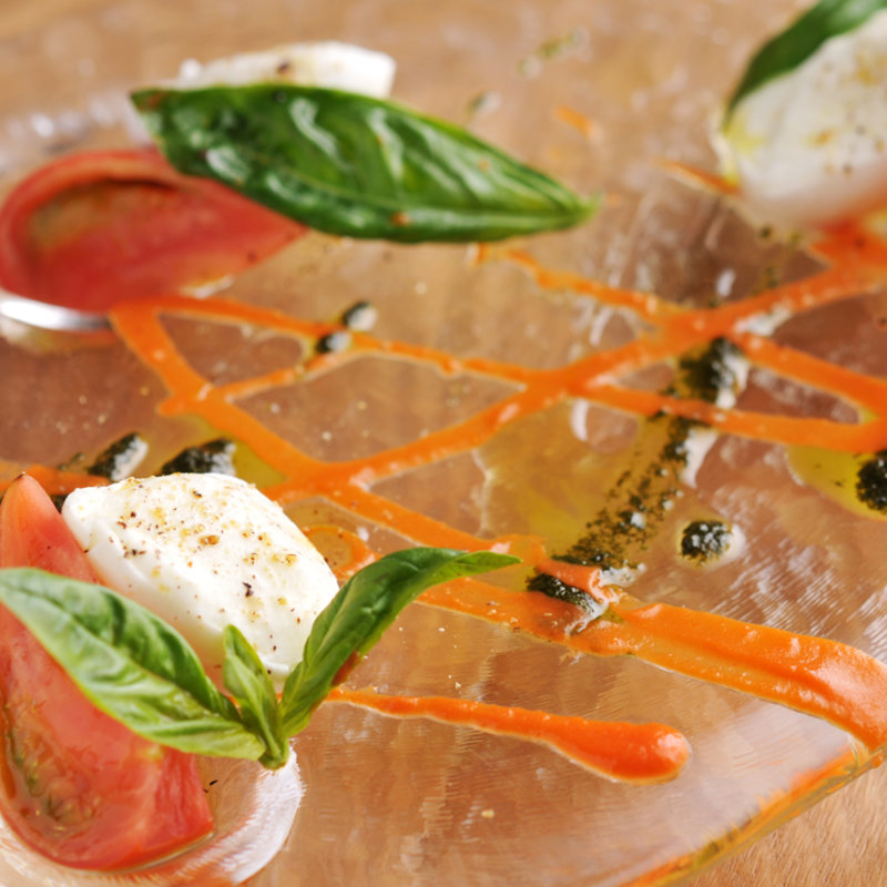 静岡産フルーツトマトのカプレーゼ トリコローレ(トラットリア コダマ （Trattoria Kodama）銀座)