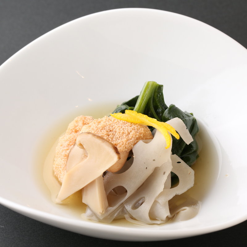 ちぢみホウレン草とタラの子のお浸し (江府 お茶の水 takamura)