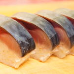 サバ寿司(日本料理 TAKEMOTO （タケモト）)