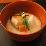 鰆の塩焼き　椀物(日本料理 TAKEMOTO （タケモト）)