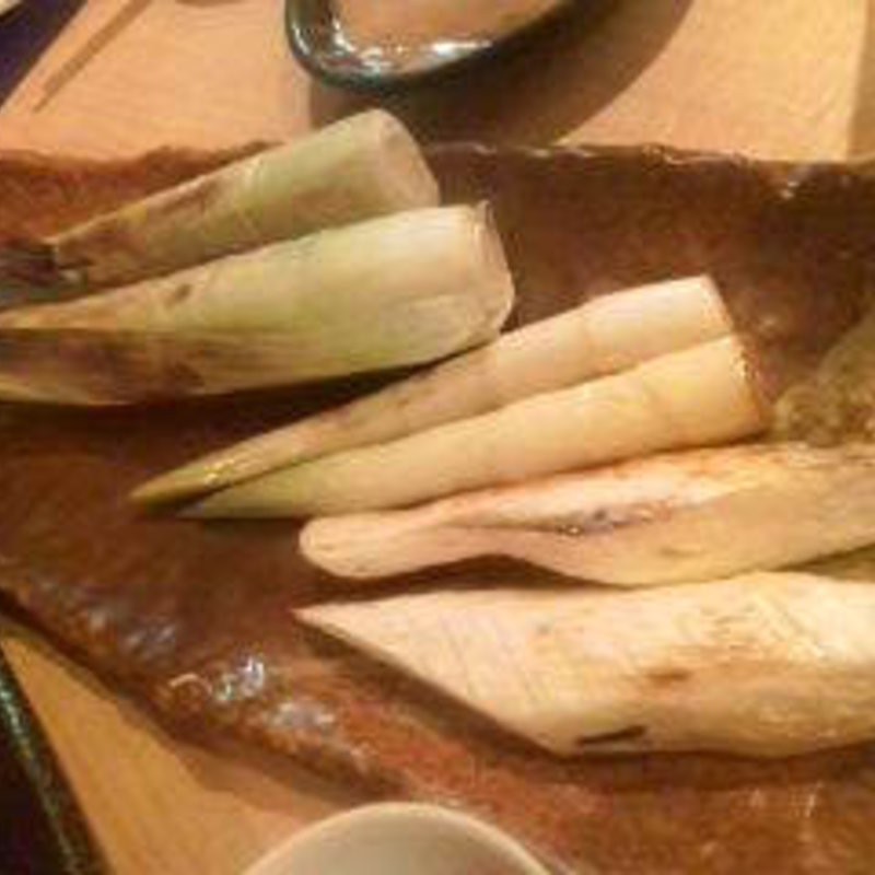 焼きホワイトアスパラ(焼き鳥居酒屋 酉吉 代々木上原)