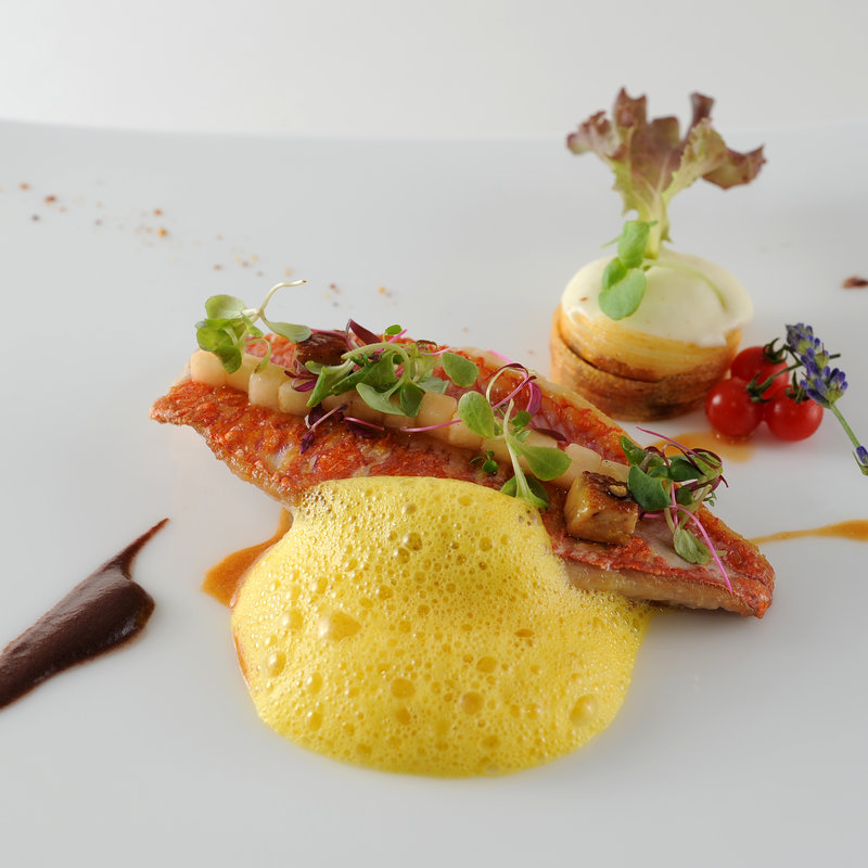 真鯛のグリル( レストラン タテル ヨシノ 芝)