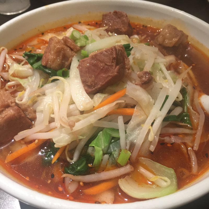 ホルモン湯麵(東林)