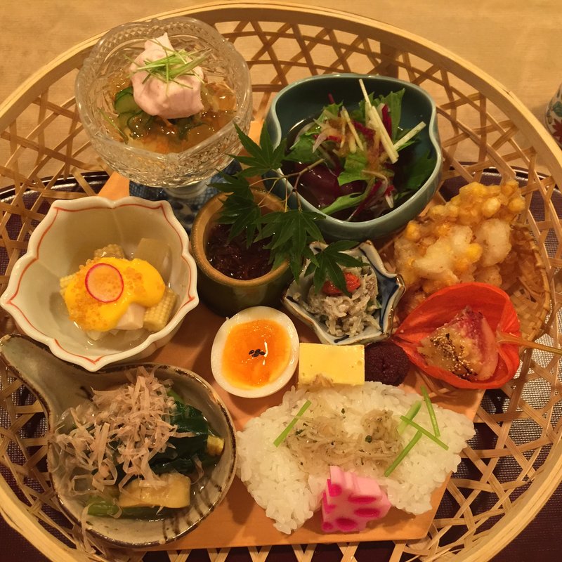 花籠弁当(ぎおん楽楽)