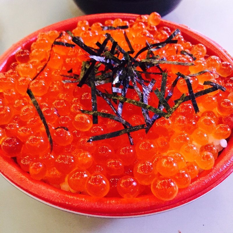 いくら丼(札幌九兵衛)