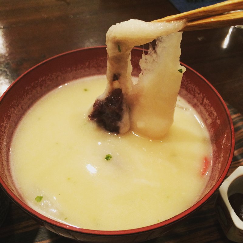 餡餅雑煮(甘味茶屋 ぶどうの木 （ブドウノキ）)