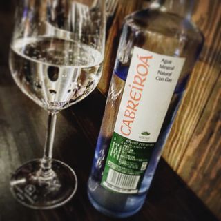 Agua con gas(eL MamBo 茅ヶ崎〜スペイン料理とワイン〜)